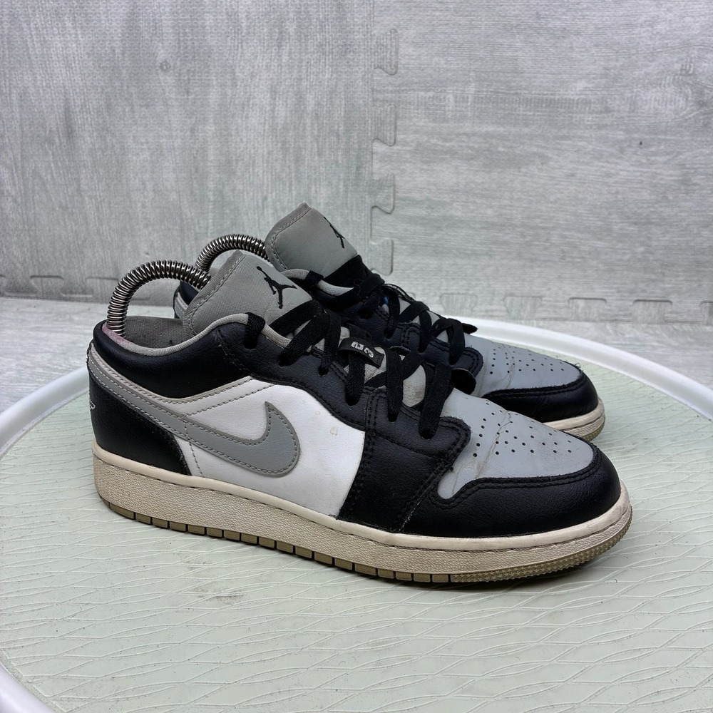 Jordan 1 Low Kids Size 6Y Black Grey White Shadow Leather Sneakers 553560-039 - Picture 3 of 6